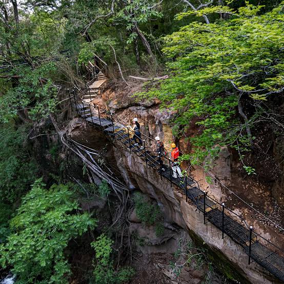 HACIENDA GUACHIPELÍN AVENTURAS